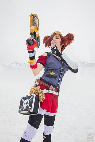 Gaige the Mechromancer by Amiko-chan (Borderlands 2) cosplay 9