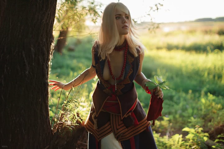 Keira Metz by Lyumos (Witcher 3) cosplay 15